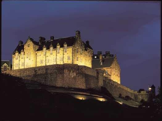 Edimburgo, Escocia, Gran Bretaña: Ciudad polifacética