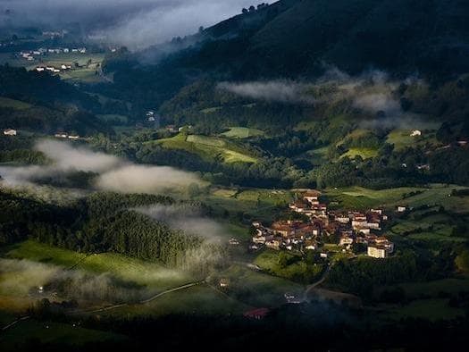 Baztán, Pirineo navarro: El Valle Embrujado