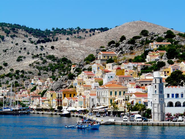 SYMI, GRECIA. ESTA ES LA ISLA DE TUS SUEÑOS