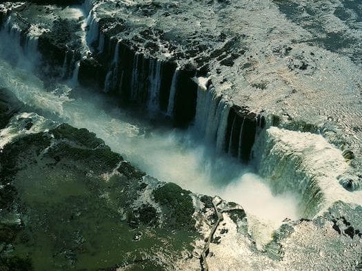 IGUAZÚ, Espectáculo único en el mundo