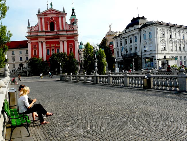 LJUBLJANA, ESLOVENIA: ciudad de cuento