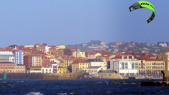 5 RAZONES PARA ESCAPARSE AHORA A GIJÓN