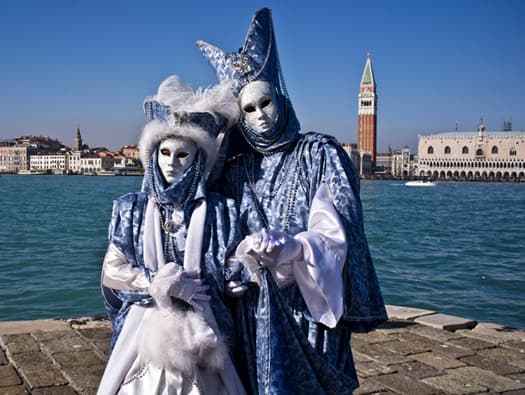CARNAVAL DE VENECIA, Baile de máscaras