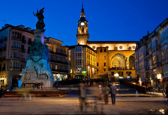 VITORIA (ESPAÑA), Tras el corazón verde