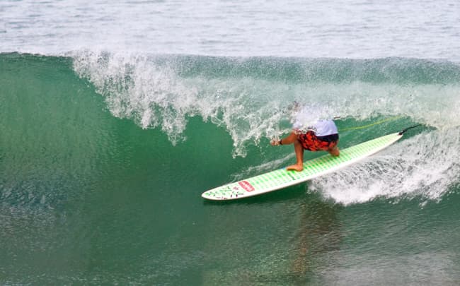 LOS MEJORES LUGARES PARA SURFEAR EN COSTA RICA
