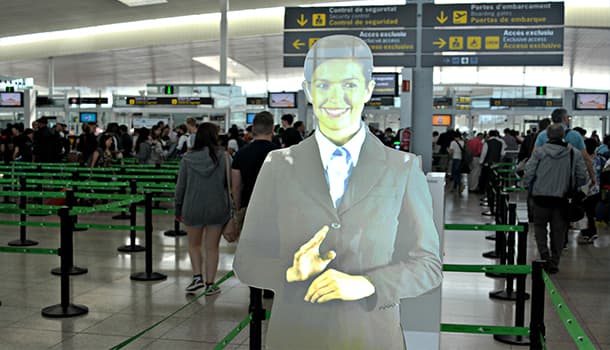 ASISTENTES VIRTUALES EN EL AEROPUERTO DE BARCELONA