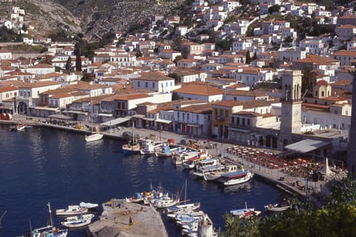 HYDRA (GRECIA), REINA DEL SOL Y LA LUZ